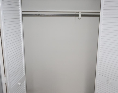 7609 Abbey Lane - Photo Thumbnail 21