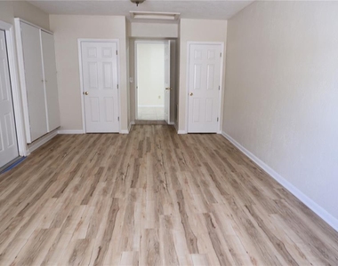 8056 30th Avenue N - Photo Thumbnail 14
