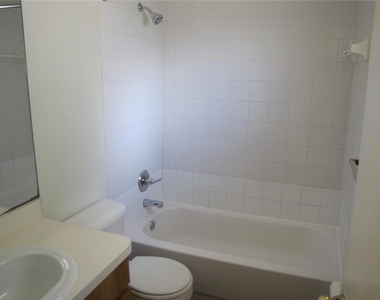 3603 Temple Street - Photo Thumbnail 12
