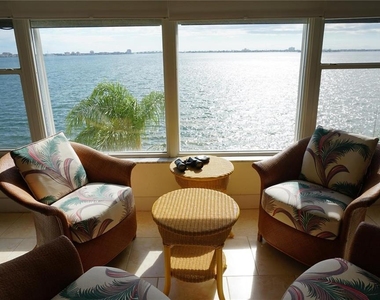5900 Shore Boulevard S - Photo Thumbnail 2