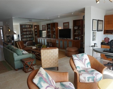 5900 Shore Boulevard S - Photo Thumbnail 5