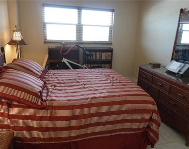 5900 Shore Boulevard S - Photo Thumbnail 18