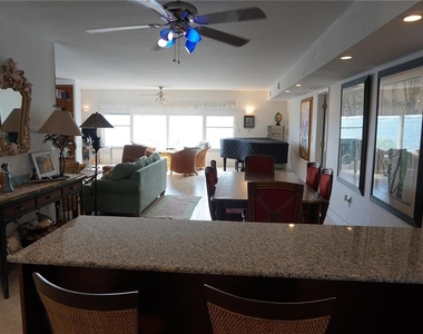5900 Shore Boulevard S - Photo Thumbnail 9