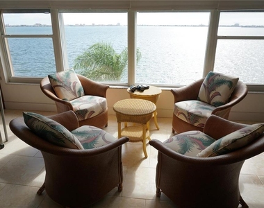 5900 Shore Boulevard S - Photo Thumbnail 20