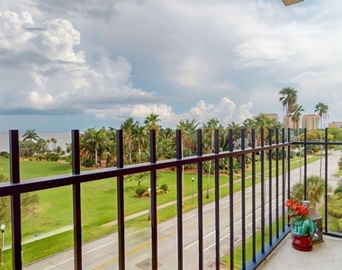 1120 N Shore Drive Ne - Photo Thumbnail 65