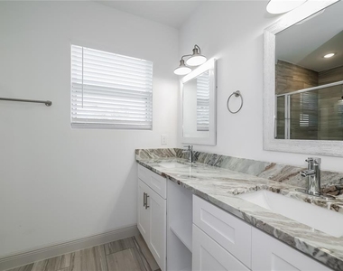 1637 Sail Drive - Photo Thumbnail 11