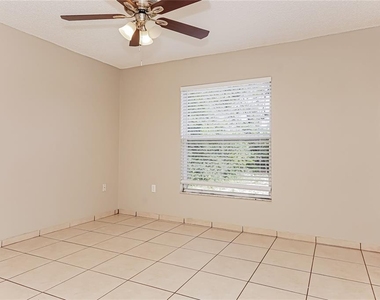2980 N Huron Drive - Photo Thumbnail 12