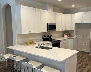 5737 Desert Rose Place - Photo Thumbnail 8