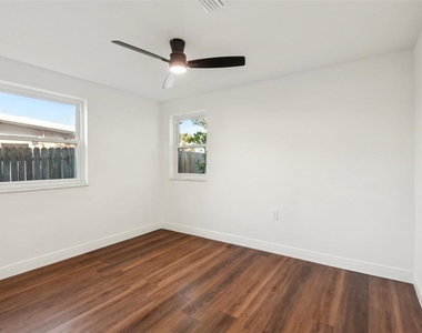 410 Virginia Avenue - Photo Thumbnail 19