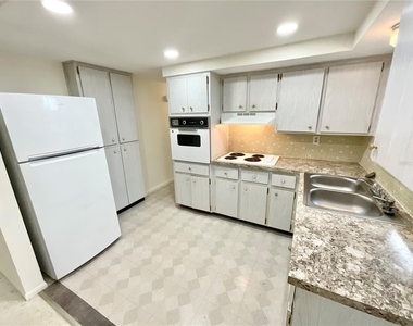 4810 Flora Avenue - Photo Thumbnail 2
