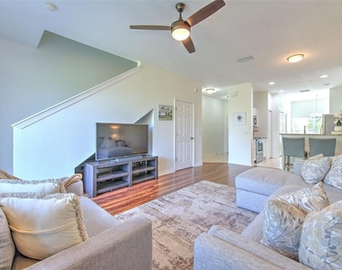 11094 Winter Crest Drive - Photo Thumbnail 2