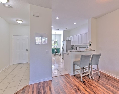 11094 Winter Crest Drive - Photo Thumbnail 8