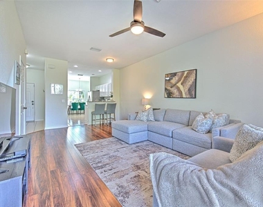 11094 Winter Crest Drive - Photo Thumbnail 3