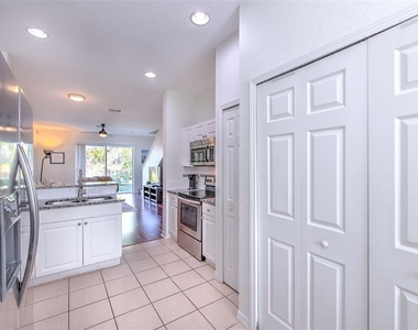 11094 Winter Crest Drive - Photo Thumbnail 9