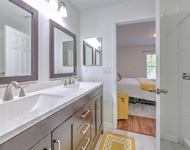 11094 Winter Crest Drive - Photo Thumbnail 22