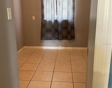 1513 W Rio Vista Ave - Photo Thumbnail 12