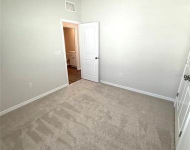34706 Blossom Fall Path - Photo Thumbnail 10