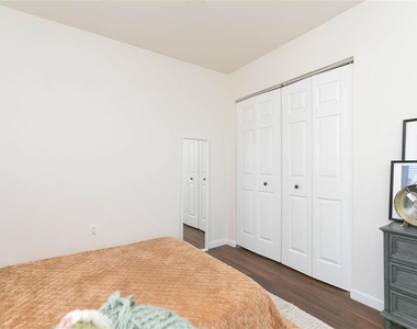 1612 Berkshire Drive - Photo Thumbnail 14