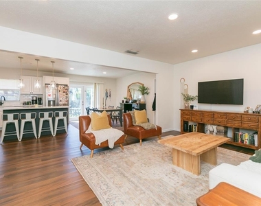 1612 Berkshire Drive - Photo Thumbnail 1