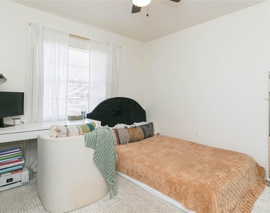 1612 Berkshire Drive - Photo Thumbnail 13