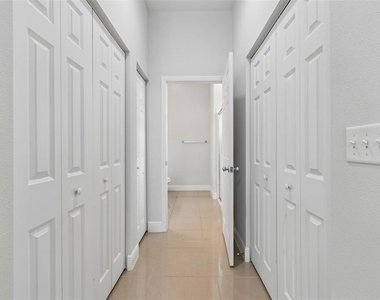 2311 W Aileen Street - Photo Thumbnail 24