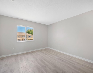6831 Dartmouth Hill Street - Photo Thumbnail 12