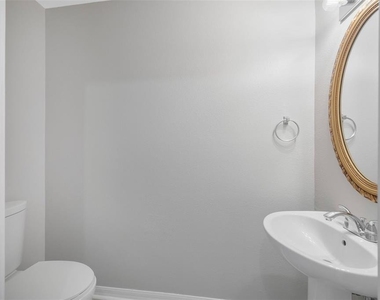 6831 Dartmouth Hill Street - Photo Thumbnail 3