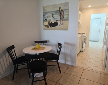 5267 81st Street N - Photo Thumbnail 14