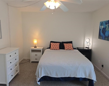 5267 81st Street N - Photo Thumbnail 17