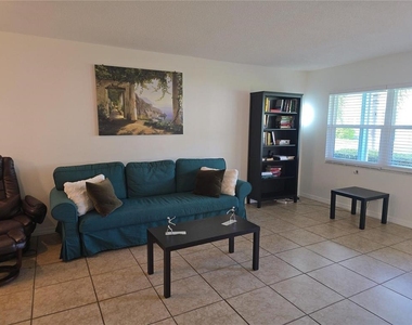 5267 81st Street N - Photo Thumbnail 10