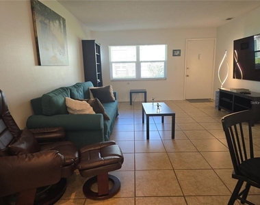 5267 81st Street N - Photo Thumbnail 9
