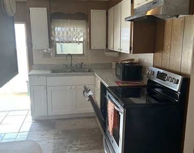 2574 Arbelia Street - Photo Thumbnail 12