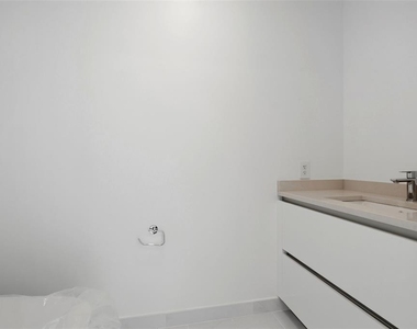400 Central Avenue - Photo Thumbnail 26