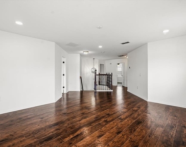 3332 Whistling Trail - Photo Thumbnail 12