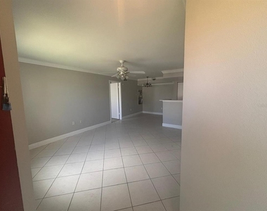 3038 Parkway Boulevard - Photo Thumbnail 13