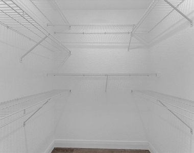 14036 Fairway Island Dr - Photo Thumbnail 20
