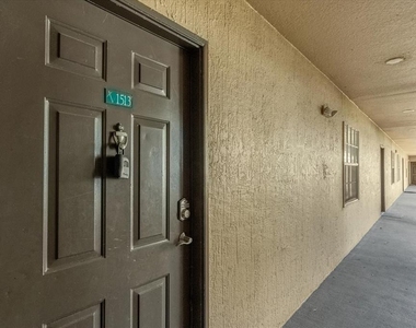 14036 Fairway Island Dr - Photo Thumbnail 3