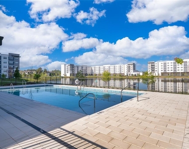 5579 Millenia Park Blvd - Photo Thumbnail 24