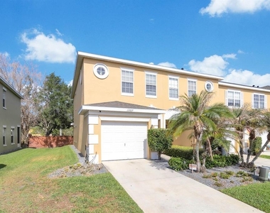 13527 Daniels Landing Circle - Photo Thumbnail 2