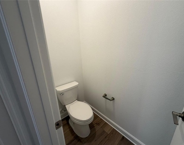 7867 Poplin Street - Photo Thumbnail 5