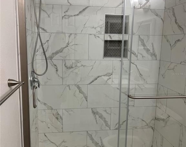 3756 Idlebrook Circle - Photo Thumbnail 10