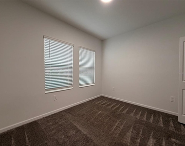2165 Sweet Honey Lane - Photo Thumbnail 14