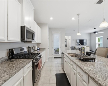 3979 Capital Reef Way - Photo Thumbnail 3