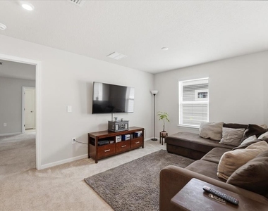 3979 Capital Reef Way - Photo Thumbnail 9