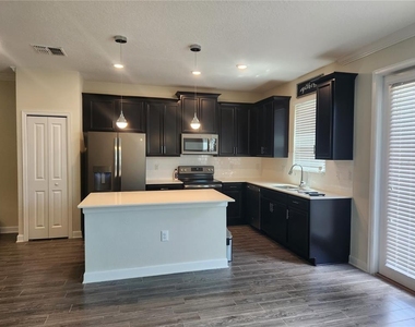 8506 Arcadia Lane - Photo Thumbnail 1