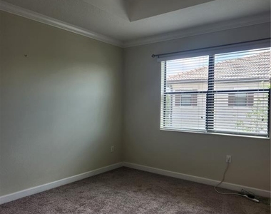 8506 Arcadia Lane - Photo Thumbnail 7