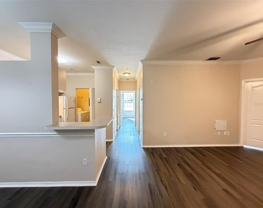 3319 S Kirkman Road - Photo Thumbnail 2