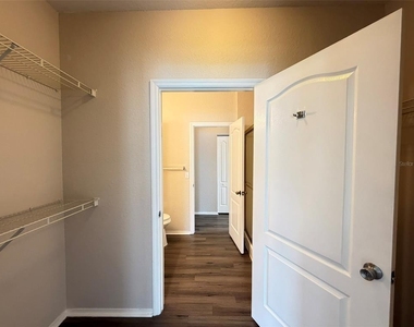 3319 S Kirkman Road - Photo Thumbnail 11