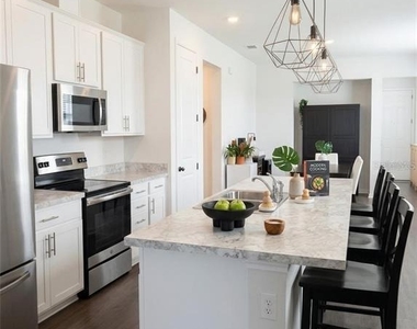 1241 Forest Gate Circle - Photo Thumbnail 3