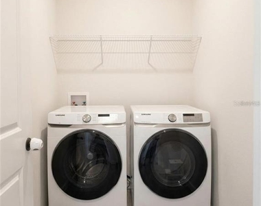 1241 Forest Gate Circle - Photo Thumbnail 12